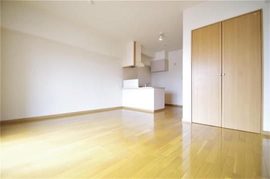 �y���̑��z�@���r���O