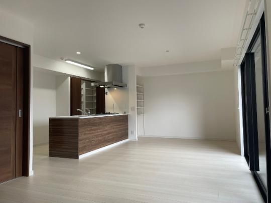 �y���̑��z�@���r���O