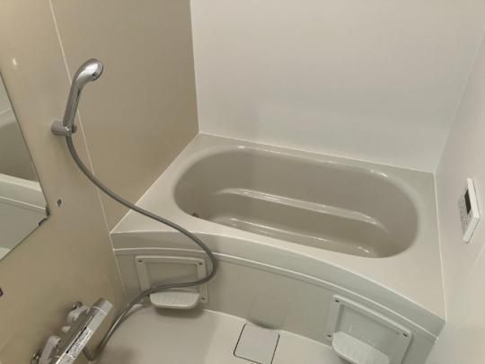 �y���̑��z�@�o�X�^�V�����[