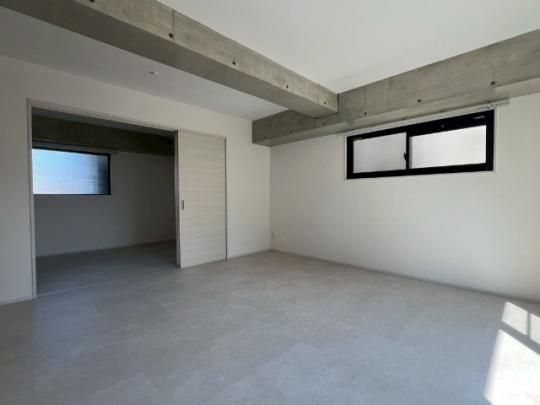 �y���̑��z�@���r���O