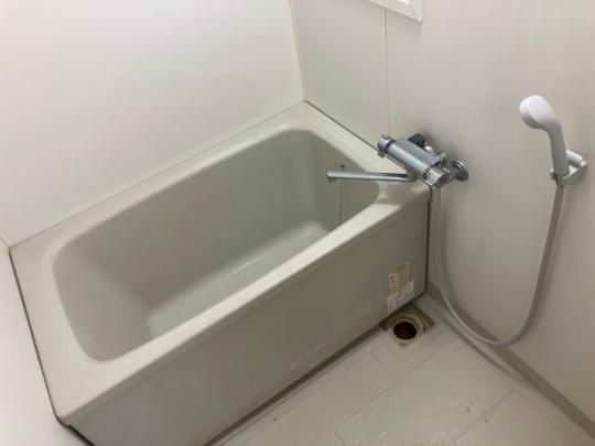 �y���̑��z�@�o�X�^�V�����[