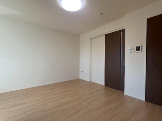 �y���̑��z�@���r���O