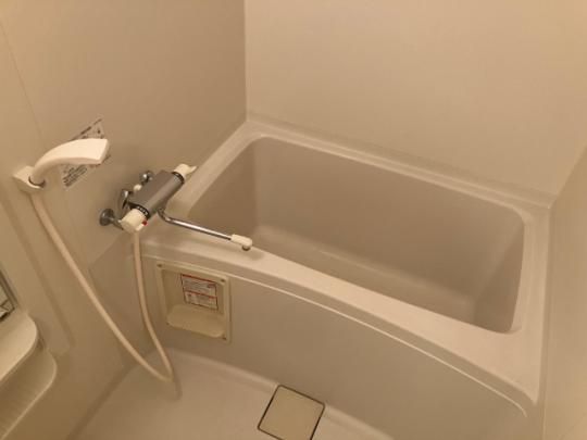 �y���̑��z�@�o�X�^�V�����[