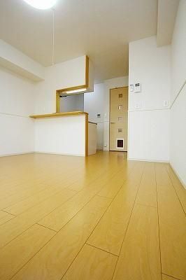 �y���̑��z�@���r���O