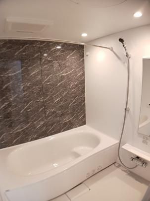 �y���̑��z�@�o�X�^�V�����[