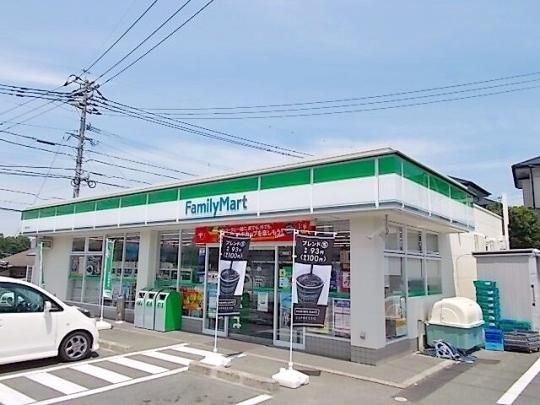 【周辺】　ファミリーマート八景水谷店：700m
