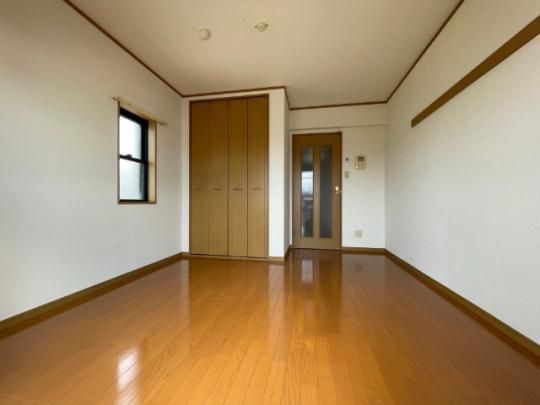 �y���̑��z�@���r���O