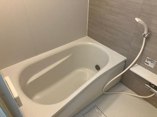 �y���̑��z�@�o�X�^�V�����[