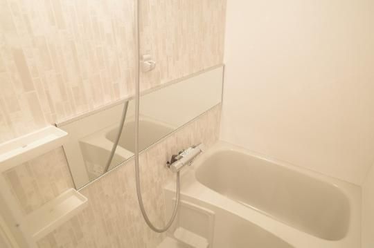 �y���̑��z�@�o�X�^�V�����[