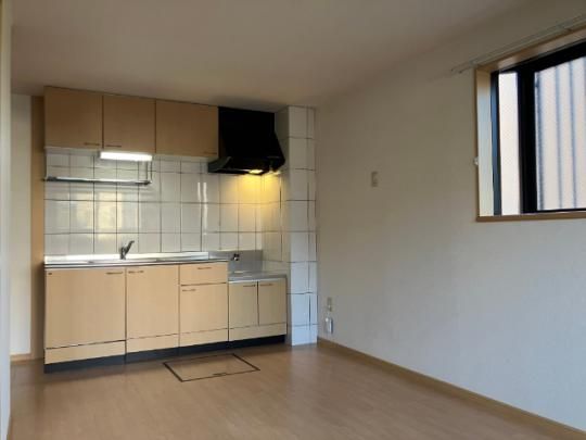 �y���̑��z�@���r���O