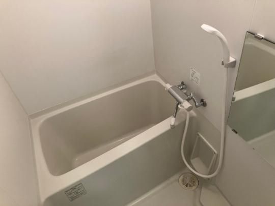 �y���̑��z�@�o�X�^�V�����[