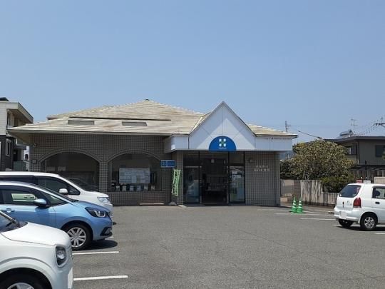 【周辺】　肥後銀行稲荷前支店：1600m