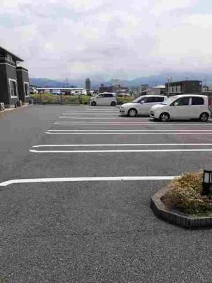 �y���̑��z�@���ԏ�