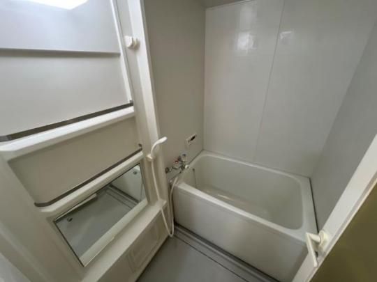 �y���̑��z�@�o�X�^�V�����[