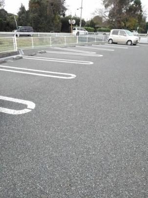 �y���̑��z�@���ԏ�