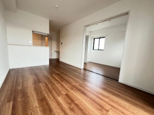 �y���̑��z�@���r���O