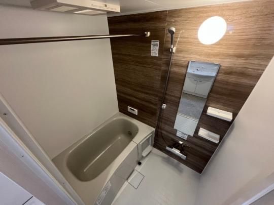 �y���̑��z�@�o�X�^�V�����[