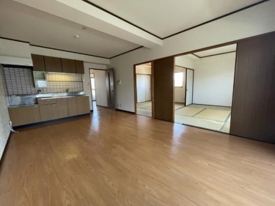 �y���̑��z�@���r���O