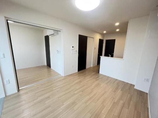 �y���̑��z�@���r���O