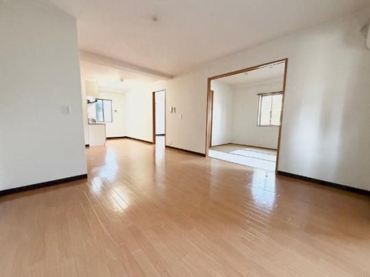 �y���̑��z�@���r���O