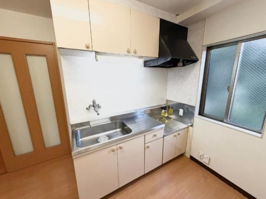 �y���̑��z�@�L�b�`��