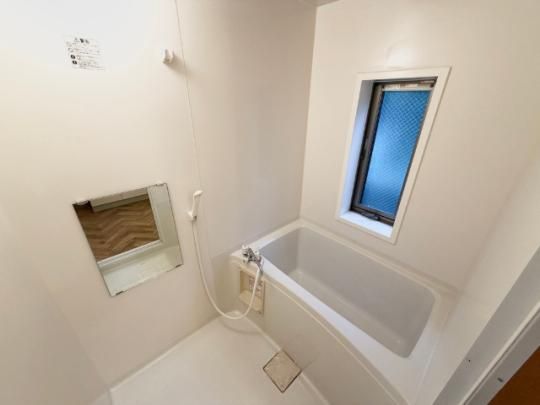 �y���̑��z�@�o�X�^�V�����[