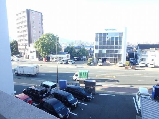 �y���̑��z�@�o���R�j�[