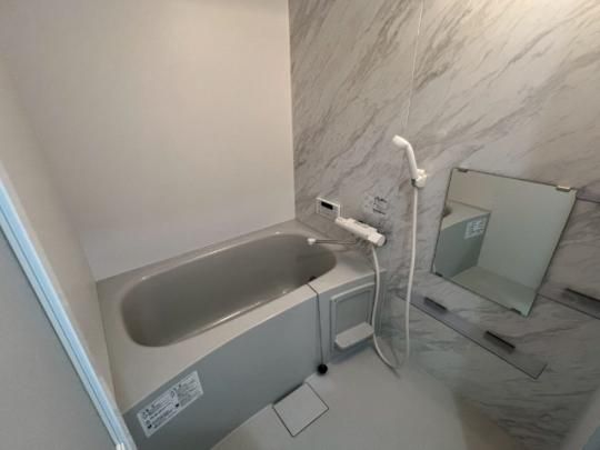 �y���̑��z�@�o�X�^�V�����[