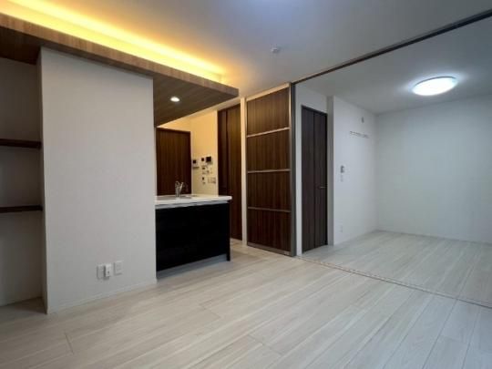 �y���̑��z�@���r���O