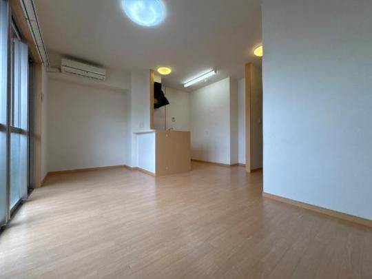 �y���̑��z�@���r���O