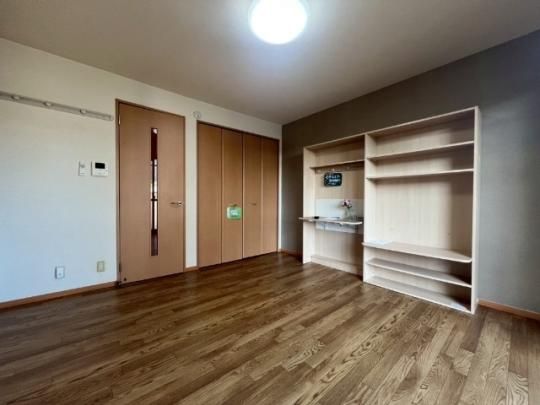 �y���̑��z�@���r���O