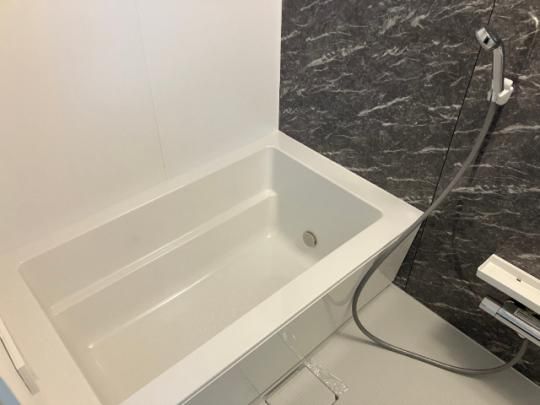 �y���̑��z�@�o�X�^�V�����[