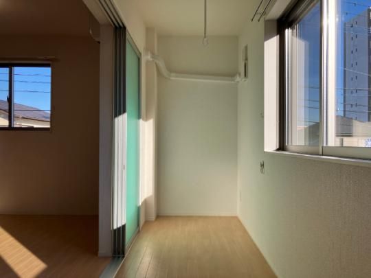 �y���̑��z�@�o���R�j�[