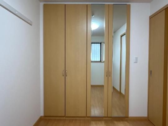 �y���̑��z�@�N���[�[�b�g