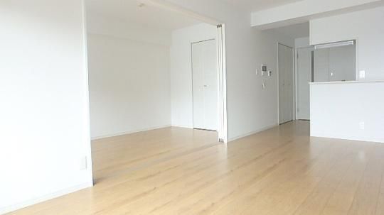 �y���̑��z�@���r���O