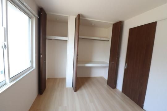 �y���̑��z�@102�@�N���[�[�b�g