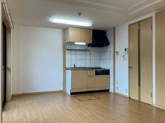 �y���̑��z�@���r���O