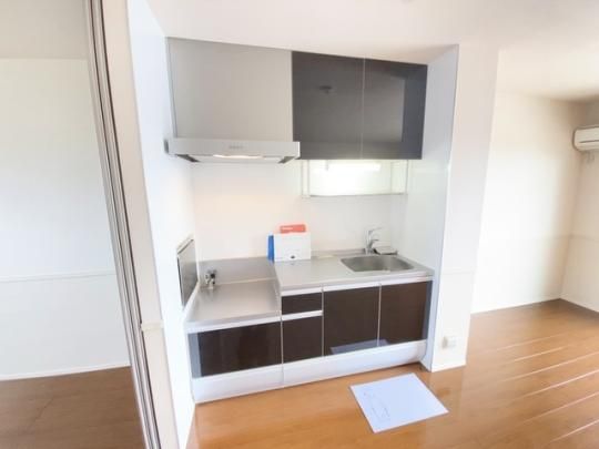 �y���̑��z�@202�L�b�`��