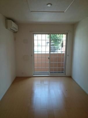 �y���̑��z�@���r���O