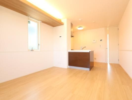 �y���̑��z�@206�@���r���O