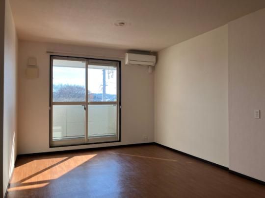 �y���̑��z�@���r���O