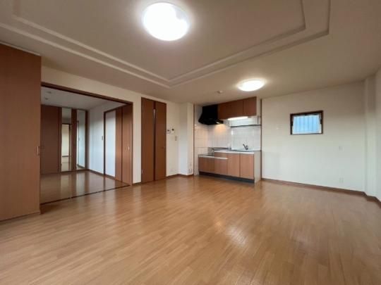 �y���̑��z�@���r���O