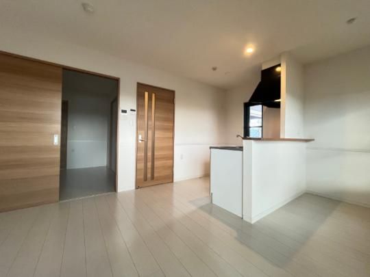 �y���̑��z�@���r���O