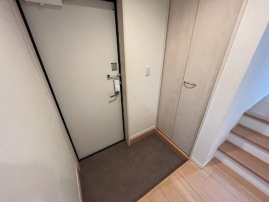 �y���̑��z�@�ʐ^���]�^�C�v��102�����̂��̂ł��B