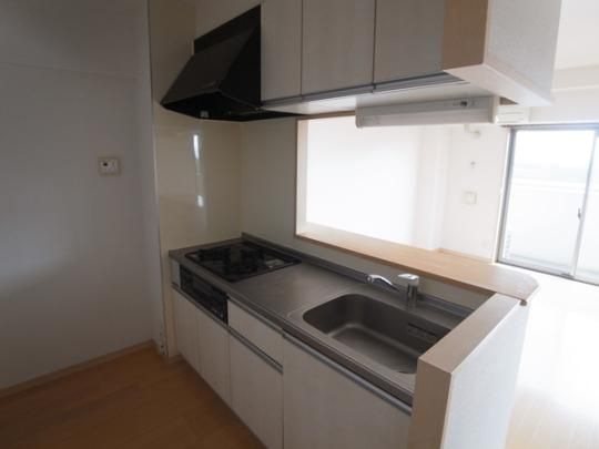 �y���̑��z�@�L�b�`��