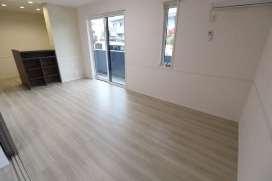 �y���̑��z�@���r���O