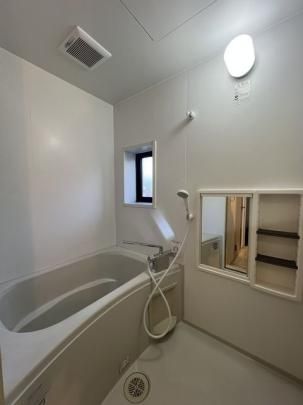 �y���̑��z�@�o�X�^�V�����[