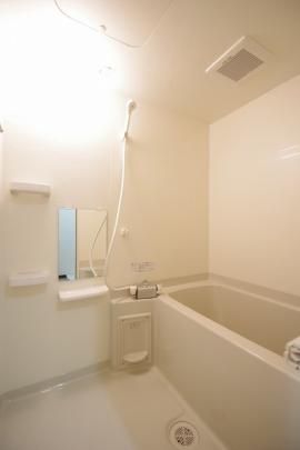 �y���̑��z�@�o�X�^�V�����[