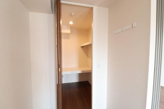 �y���̑��z�@103�@�E�H�[�N�C���N���[�[�b�g