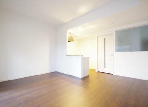 �y���̑��z�@���r���O